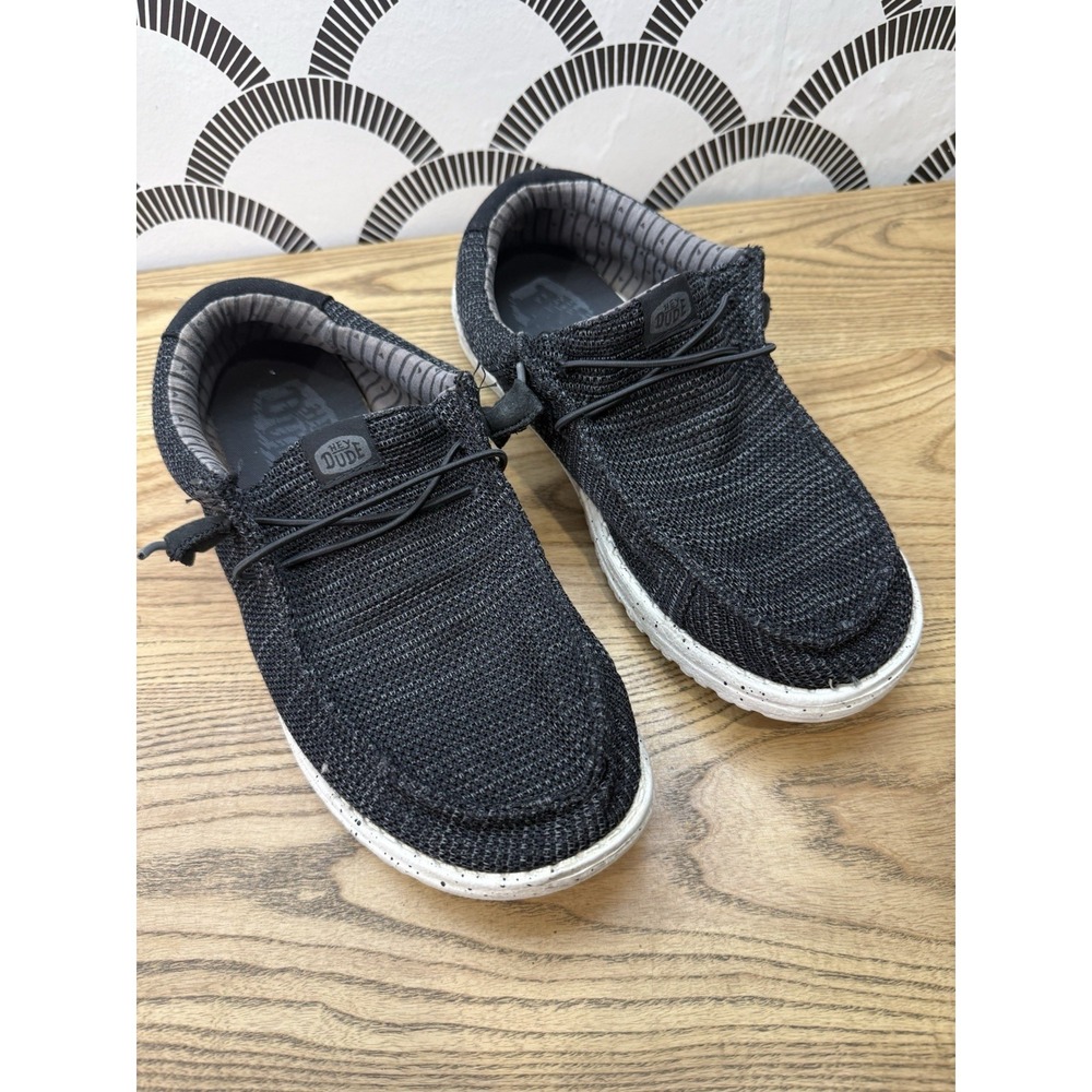 Hey Dude Wally Sox Men's Shoes Size 9 Black & White Slip On Comfort Loafers